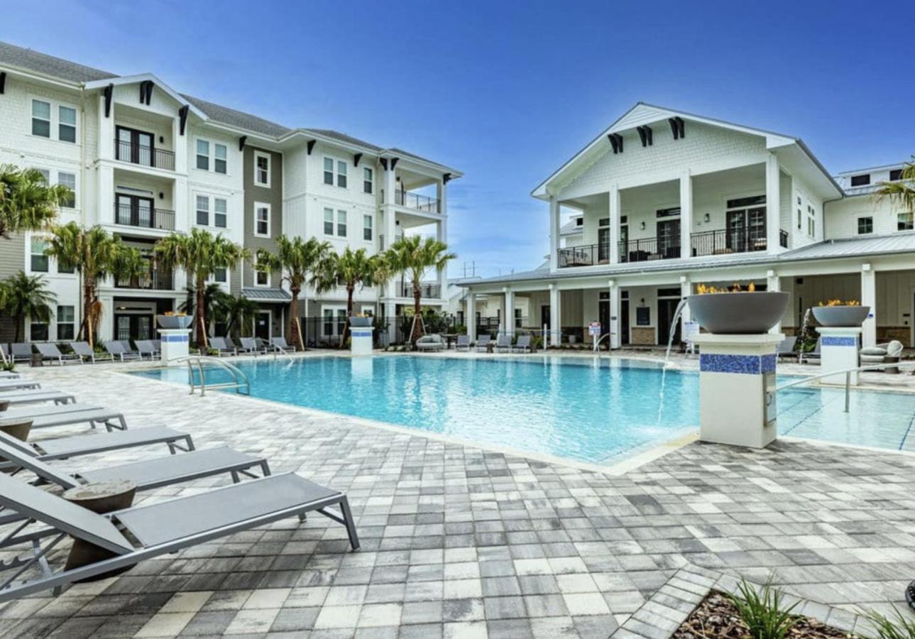 Sunny 2-Bed Oasis Pool And Gym In Apollo Beach Exterior foto