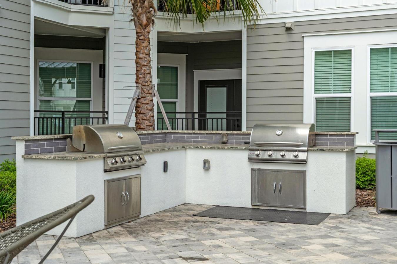 Sunny 2-Bed Oasis Pool And Gym In Apollo Beach Exterior foto