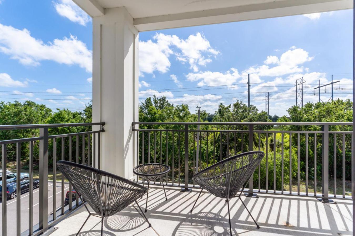 Sunny 2-Bed Oasis Pool And Gym In Apollo Beach Exterior foto